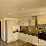 Marinesappartement, La Marina Tropezienne Apartamento *