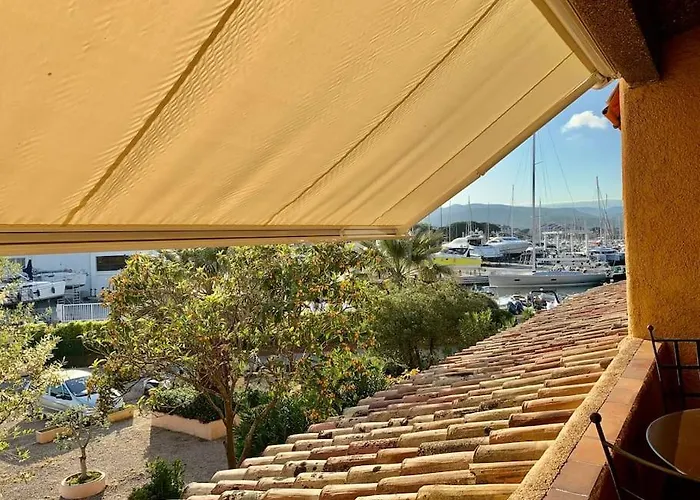 Marinesappartement, La Marina Tropezienne Apartamento *